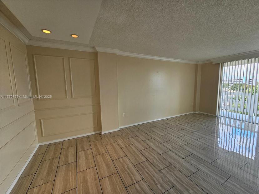 Picture of 15600 NW 7Th Ave # 511, Miami FL 33169