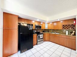 Picture of 8065 SW 107Th Ave # 311, Miami, FL 33173