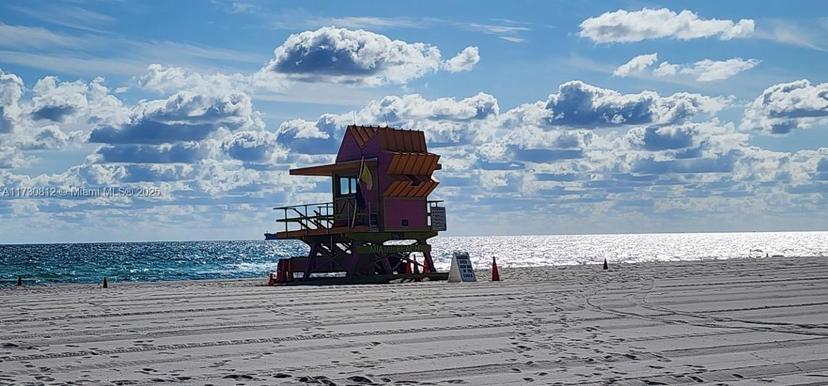 Picture of 3700 Collins Ave # 208, Miami Beach FL 33140
