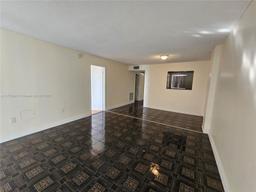 Picture of 15600 NW 7Th Ave # 704, Miami, FL 33169