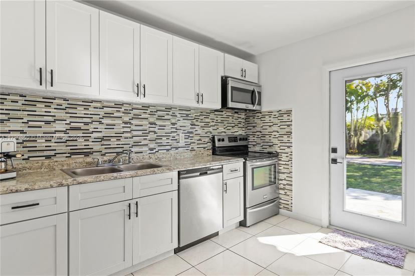 Picture of 4200 SW 38Th St, West Park FL 33023