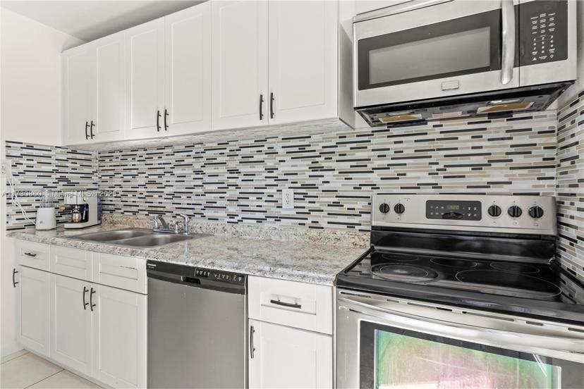 Picture of 4200 SW 38Th St, West Park FL 33023