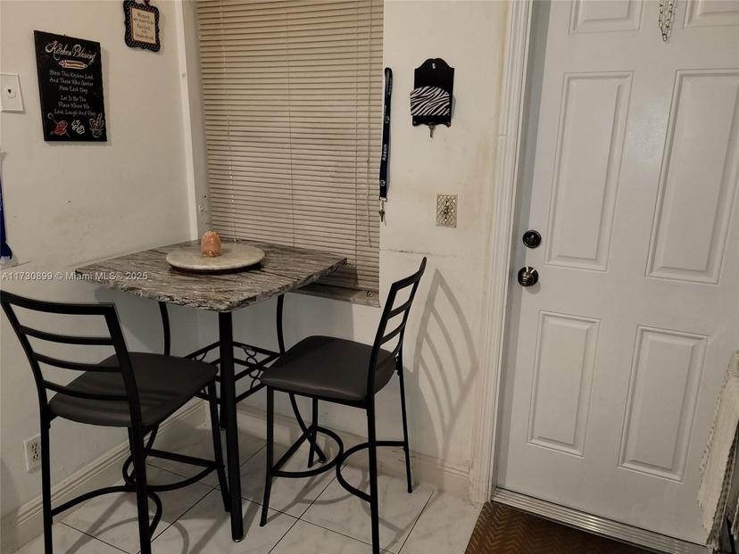 Picture of 4281 NW 41St St # 115, Lauderdale Lakes FL 33319
