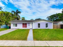 Picture of 18231 SW 90Th Ct, Palmetto Bay, FL 33157