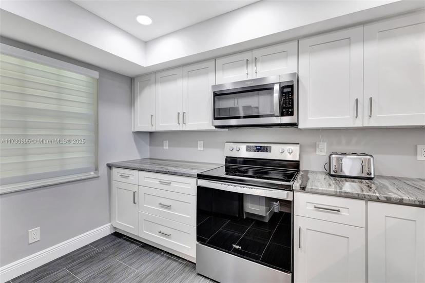 Picture of 805 Cypress Blvd # 301, Pompano Beach FL 33069