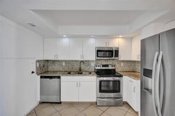 Picture of 200 178Th Dr # 708, Sunny Isles Beach, FL 33160