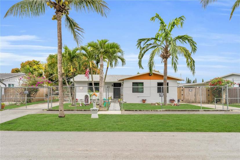 Picture of 11925 SW 182Nd Ter, Miami FL 33177