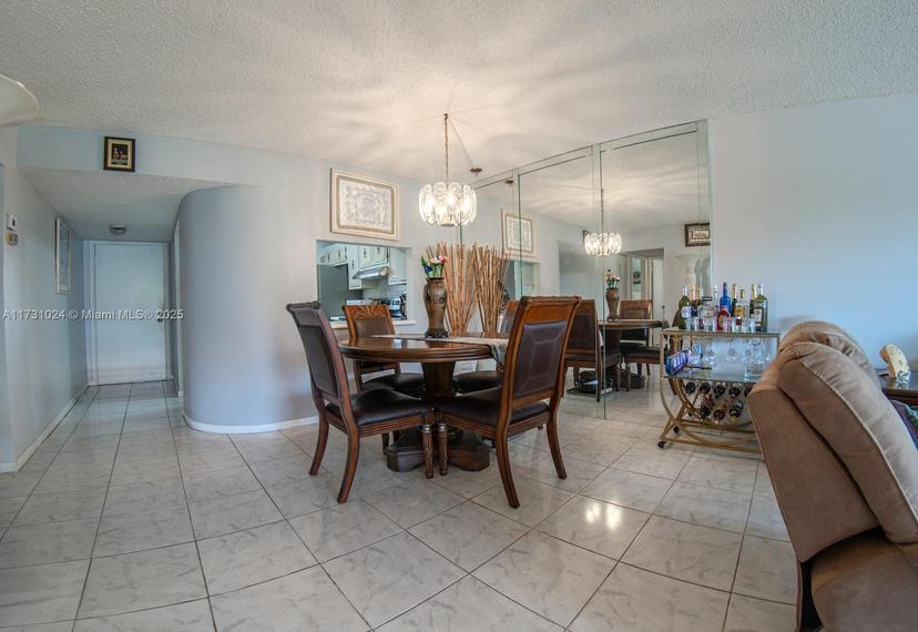 Picture of 3955 N Nob Hill Rd # 402, Sunrise FL 33351