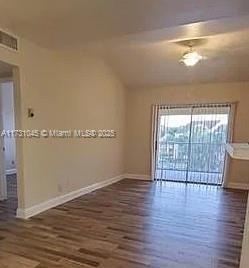 Picture of 15315 SW 106Th Ter # 423, Miami, FL 33196