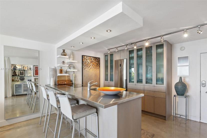 Picture of 5 Island Ave # 15F, Miami Beach FL 33139