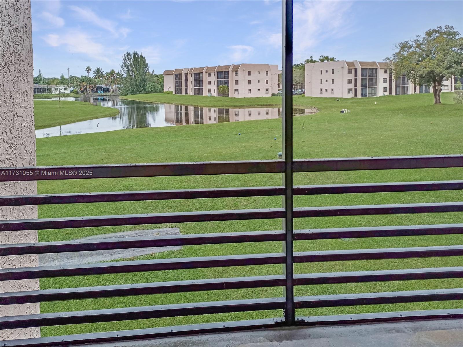 Picture of 10402 Sunrise Lakes Blvd # 201, Sunrise, FL 33322
