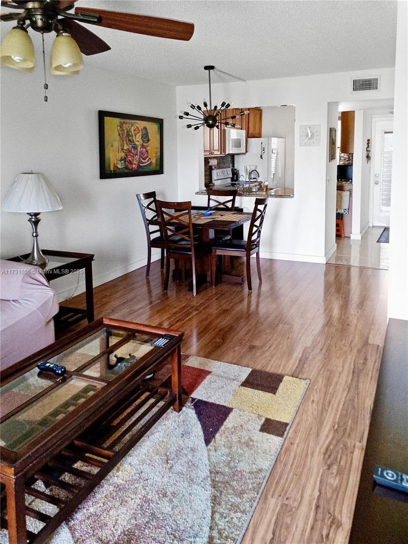 Picture of 10402 Sunrise Lakes Blvd # 201, Sunrise FL 33322