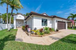 Picture of 16185 SW 2Nd Dr, Pembroke Pines, FL 33027