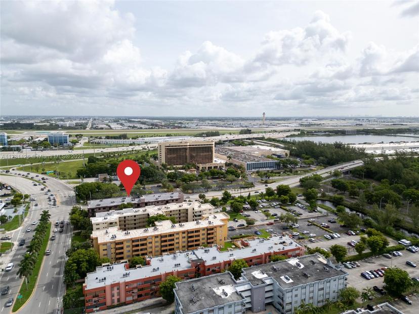 Picture of 605 NW 72Nd Ave # 406, Miami FL 33126