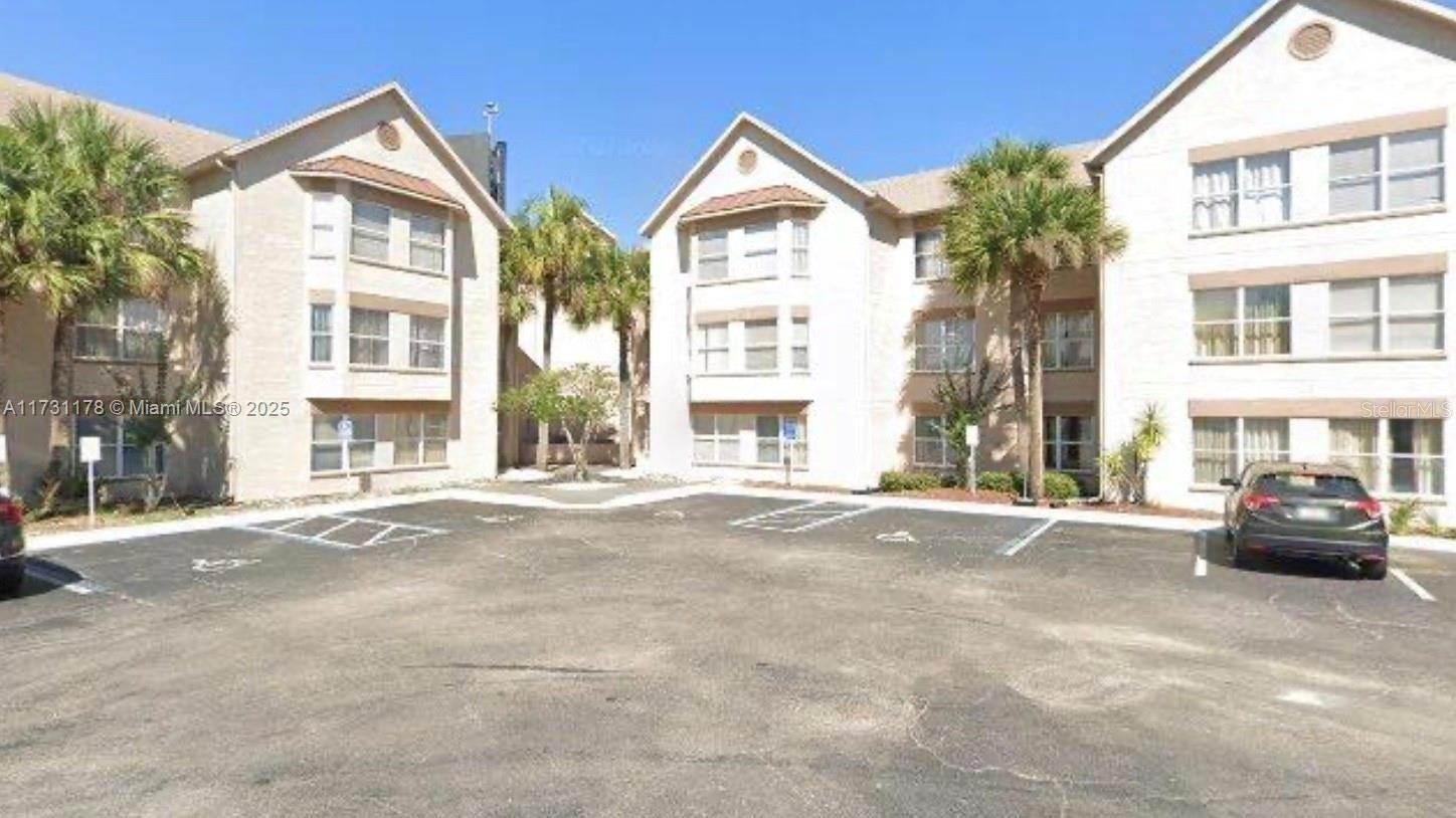 Picture of 3100 Parkway Blvd # 730, Kissimmee, FL 34747