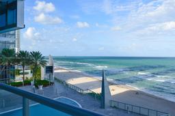 Picture of 17121 Collins Ave # 803, Sunny Isles Beach, FL 33160
