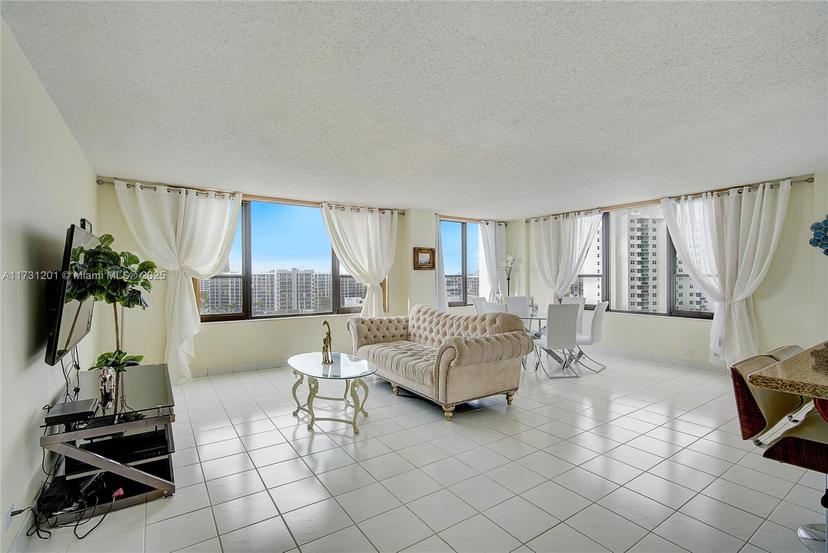 Picture of 3505 Ocean Dr # 905, Hollywood FL 33019