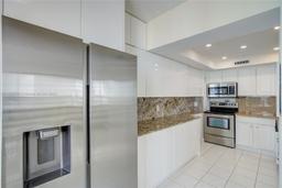 Picture of 3505 Ocean Dr # 905, Hollywood, FL 33019
