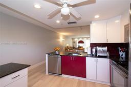 Picture of 3203 Portofino Pt # F2, Coconut Creek, FL 33066