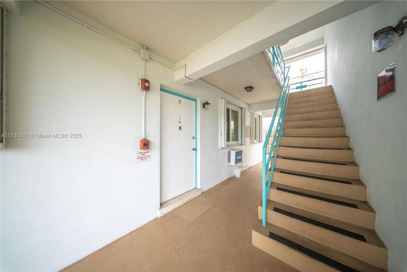 Picture of 3525 Tyler St # 9, Hollywood FL 33021