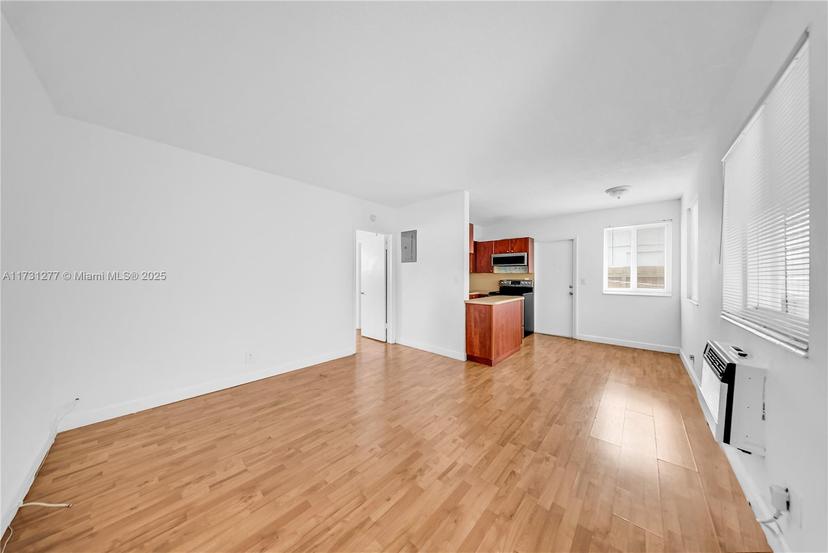 Picture of 3525 Tyler St # 9, Hollywood FL 33021