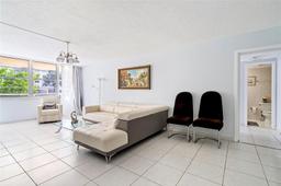 Picture of 251 174 # 107, Sunny Isles Beach, FL 33160