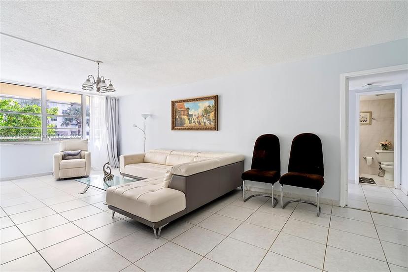 Picture of 251 174 # 107, Sunny Isles Beach FL 33160