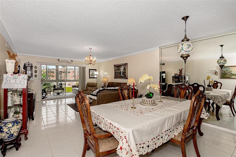 Picture of 10315 NW 24Th Pl # 307, Sunrise FL 33322