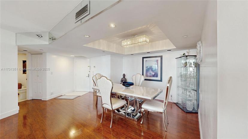 Picture of 19195 NE 36Th Ct # 2907, Aventura FL 33180