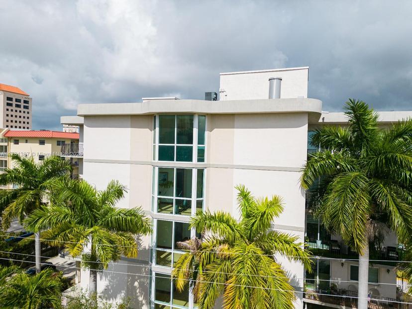 Picture of 954 SW 36Th Ct # 501, Miami FL 33135