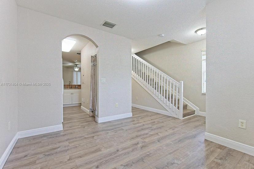 Picture of 3064 SE 1St Dr # 13, Homestead FL 33033