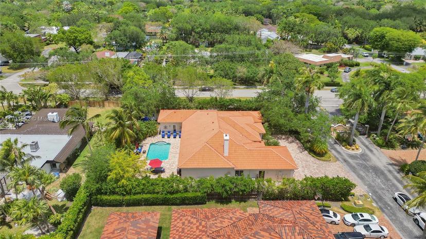 Picture of 15210 SW 74Th Ct, Palmetto Bay FL 33157