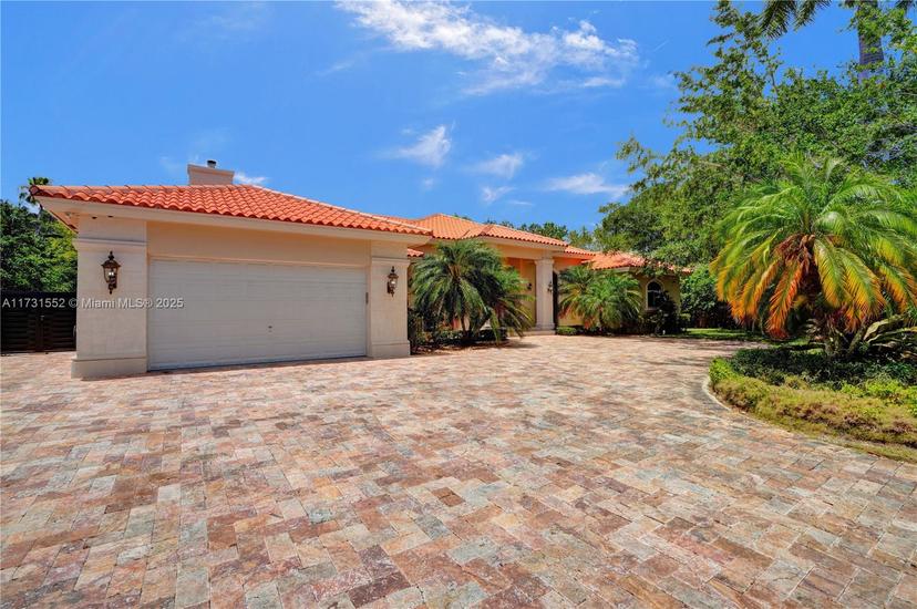 Picture of 15210 SW 74Th Ct, Palmetto Bay FL 33157