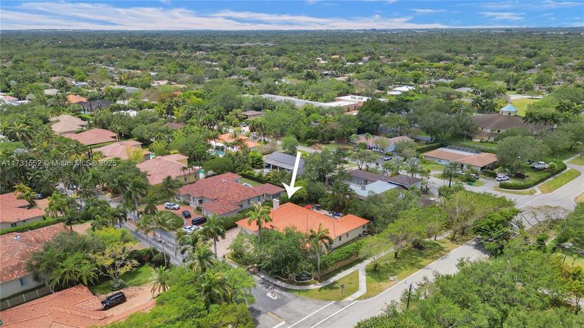Picture of 15210 SW 74Th Ct, Palmetto Bay FL 33157