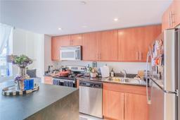 Picture of 111 E Flagler St # 805, Miami, FL 33131