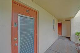 Picture of 2850 W Sunrise Lakes Dr # 106, Sunrise, FL 33322