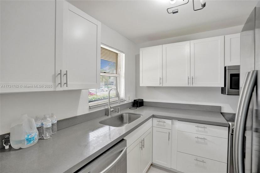 Picture of 2850 W Sunrise Lakes Dr # 106, Sunrise FL 33322