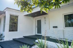 Picture of 835 Fairway Dr, Miami Beach, FL 33141