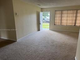 Picture of 201 SW 65Th Ter, Pembroke Pines, FL 33023