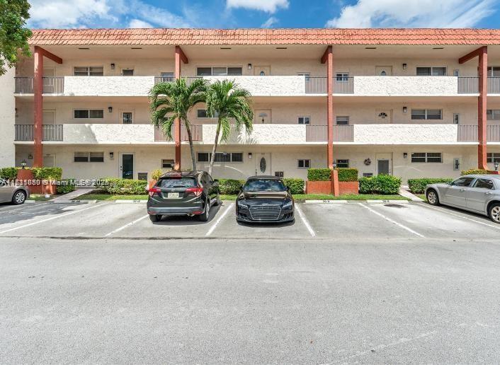 Picture of 9520 S Hollybrook Lake Dr # 205, Pembroke Pines FL 33025