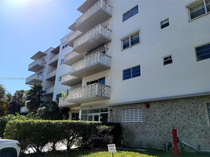 Picture of 9700 E Bay Harbor Dr # 506, Bay Harbor Islands FL 33154