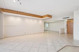 Picture of 19707 Turnberry Way # 20L, Aventura, FL 33180