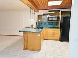 Picture of 2998 NW 48Th Ter # 129, Lauderdale Lakes, FL 33313
