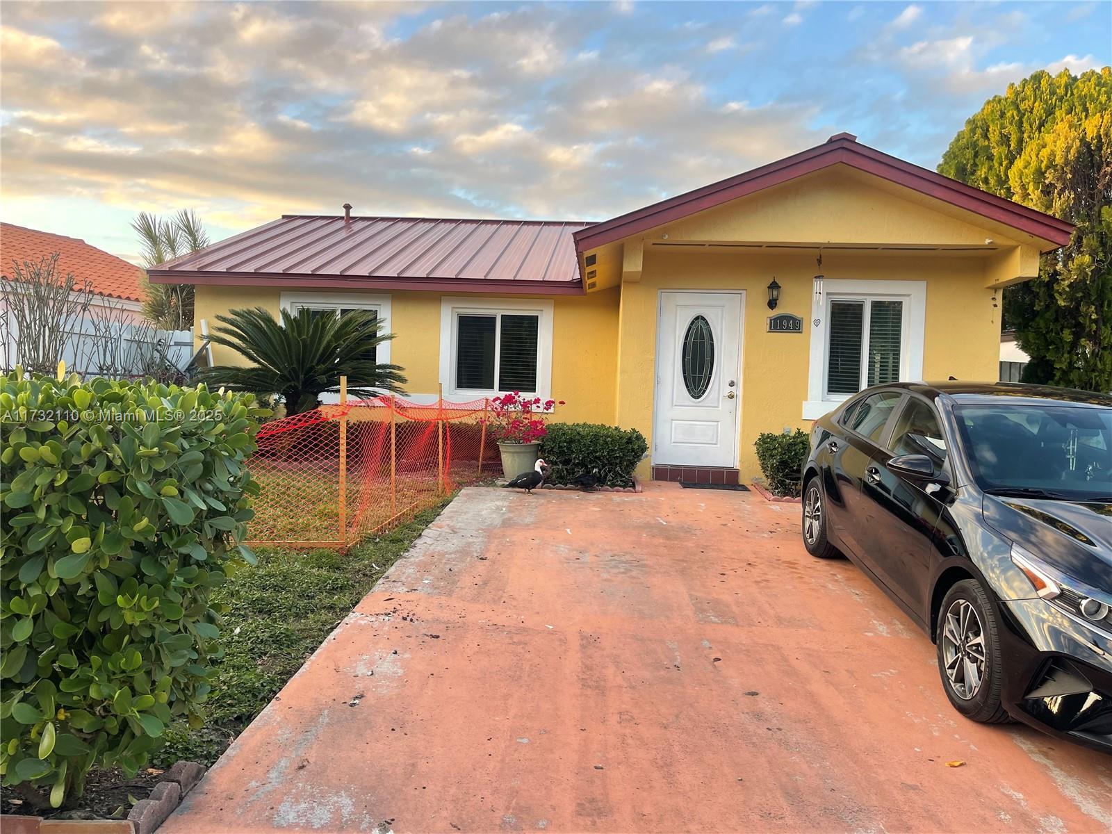 Picture of 11949 SW 210Th St, Miami, FL 33177