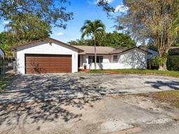 Picture of 13971 SW 112Th St, Miami, FL 33186