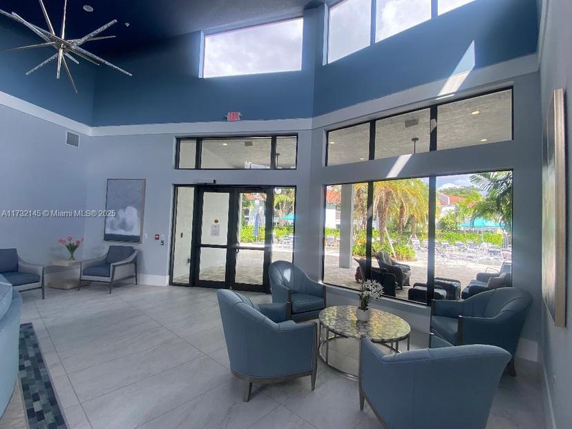 Picture of 6525 S Oriole Blvd Building 2010 # 201, Delray Beach FL 33446