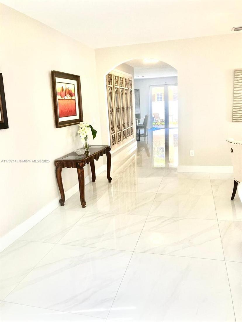 Picture of 9102 SW 170Th Ct, Miami FL 33196