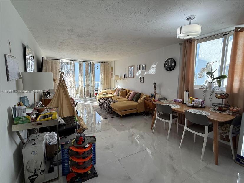 Picture of 1670 Bay Rd # 4E, Miami Beach FL 33139