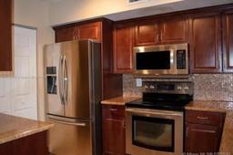 Picture of 2640 S University Dr # 316, Davie, FL 33328