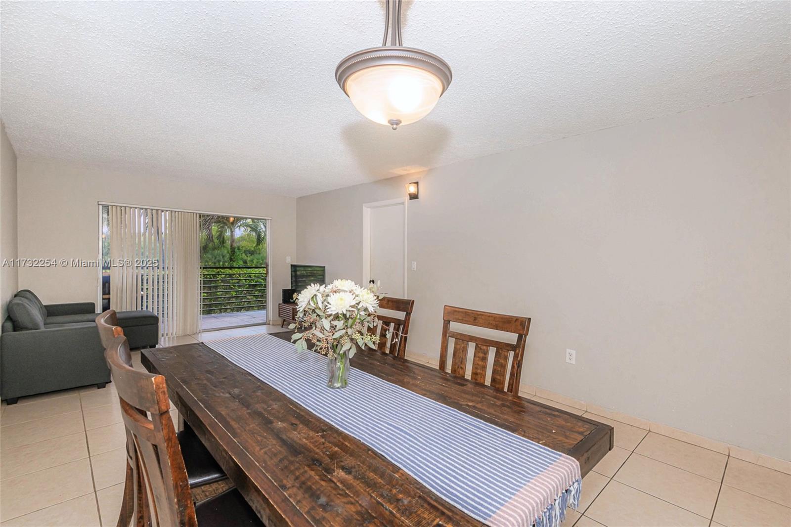 Picture of 3110 N Pine Island Rd # 210, Sunrise, FL 33351